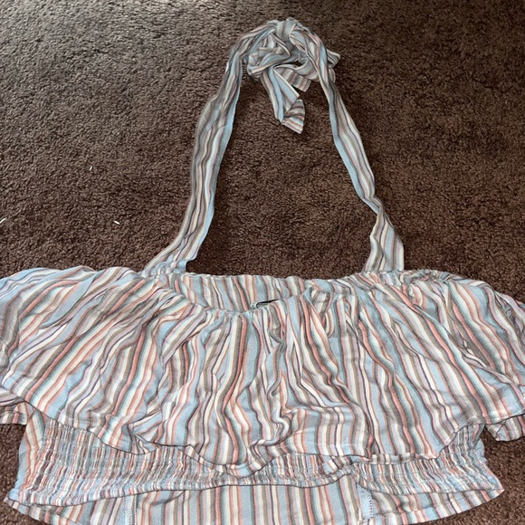 AE Ruffled Halter Top - Picture 2 of 3